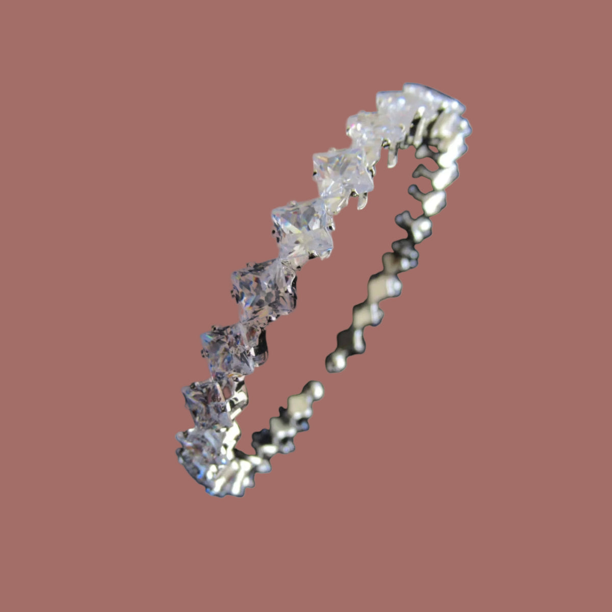 EL-KA - Radiant Glide Cuff