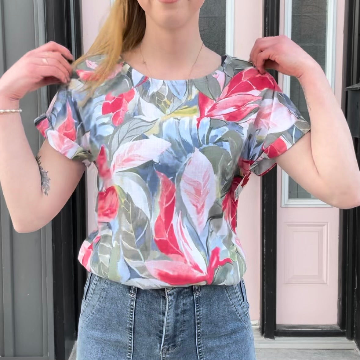 DeVia - Leaf Patterned Top