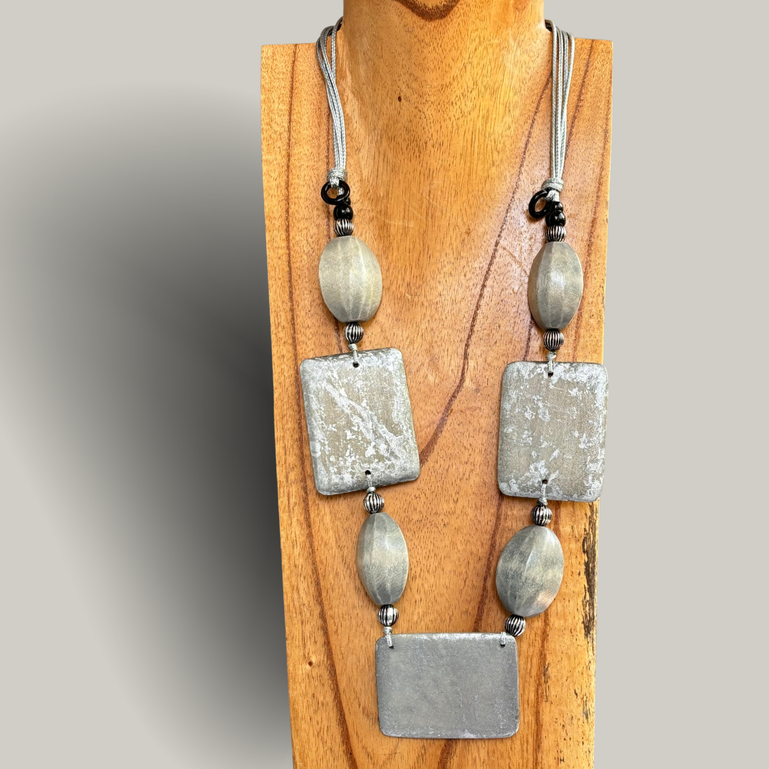 Audrey's - Square Beaded Necklace