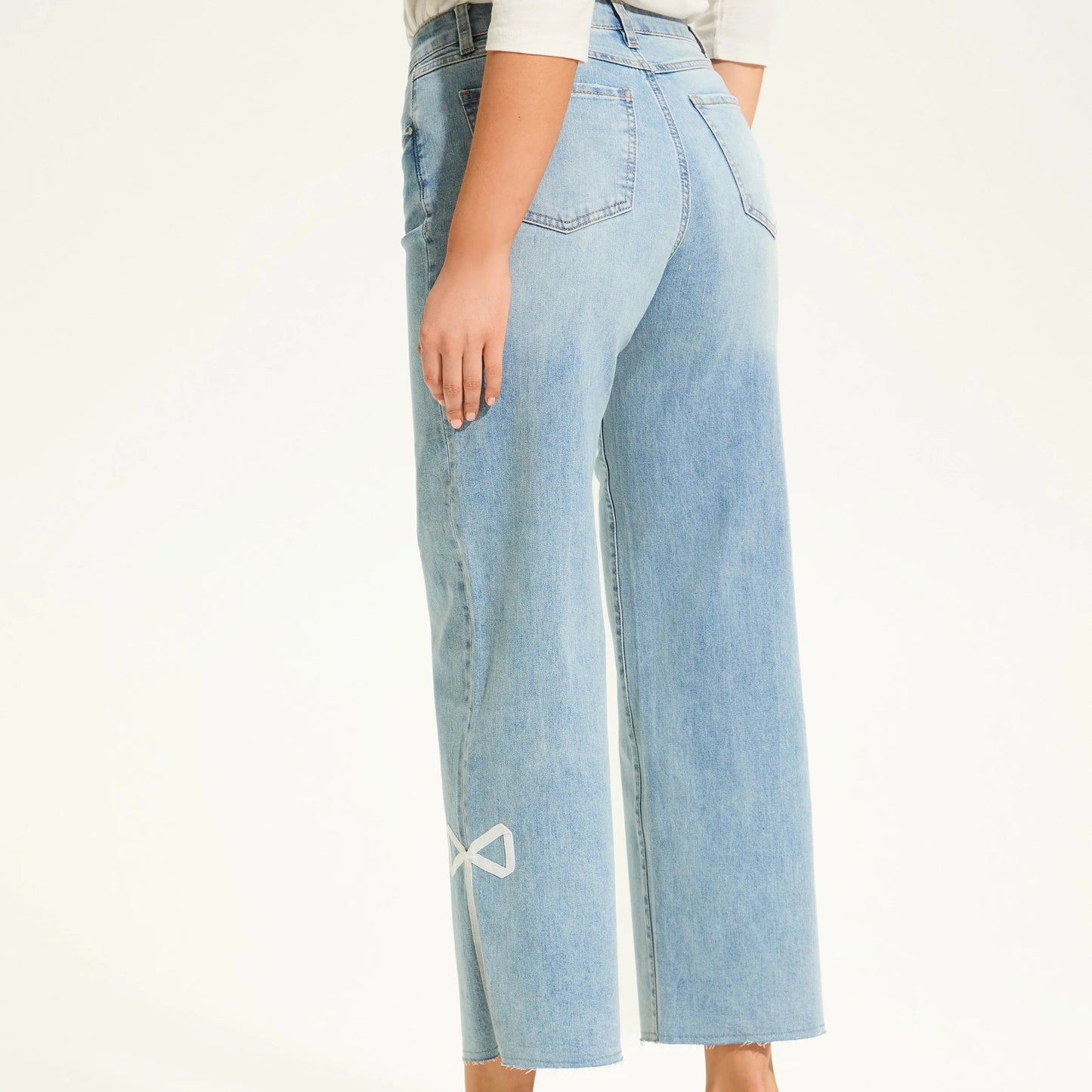 FDJ - Olivia Wide Ankle Jeans With Bow Detail
