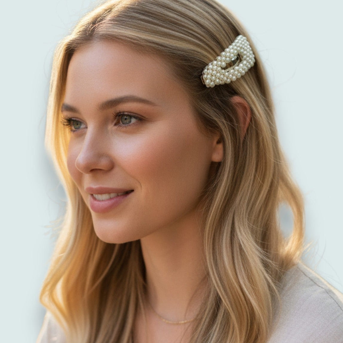 Jacqueline Kent - Pearl Accent Hair Clip