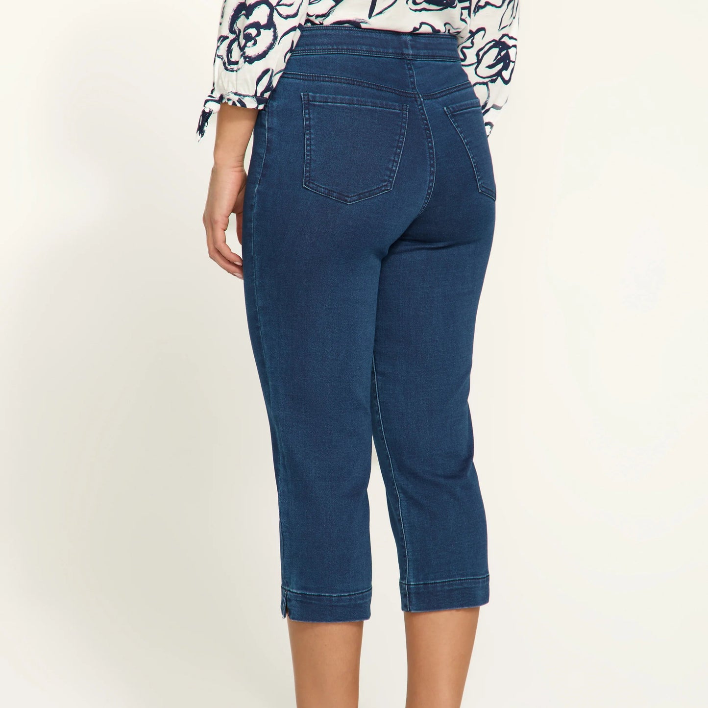 FDJ - Pull-On Capris