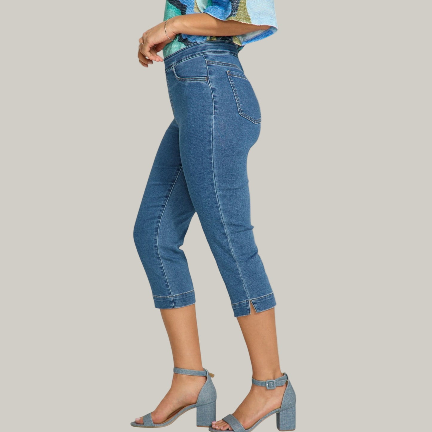 FDJ - Pull-On Capris