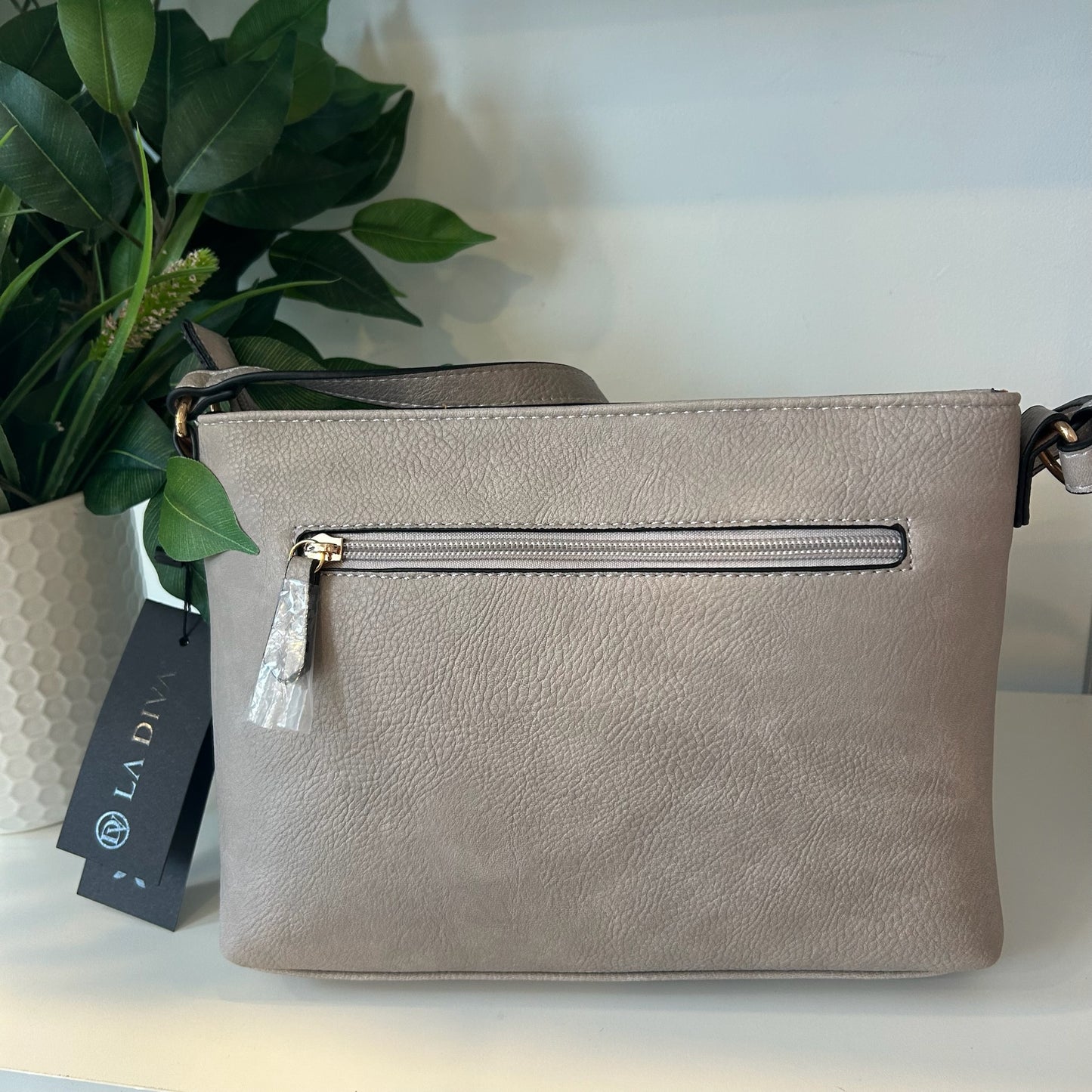 La Diva - Crossbody Organizer Purse