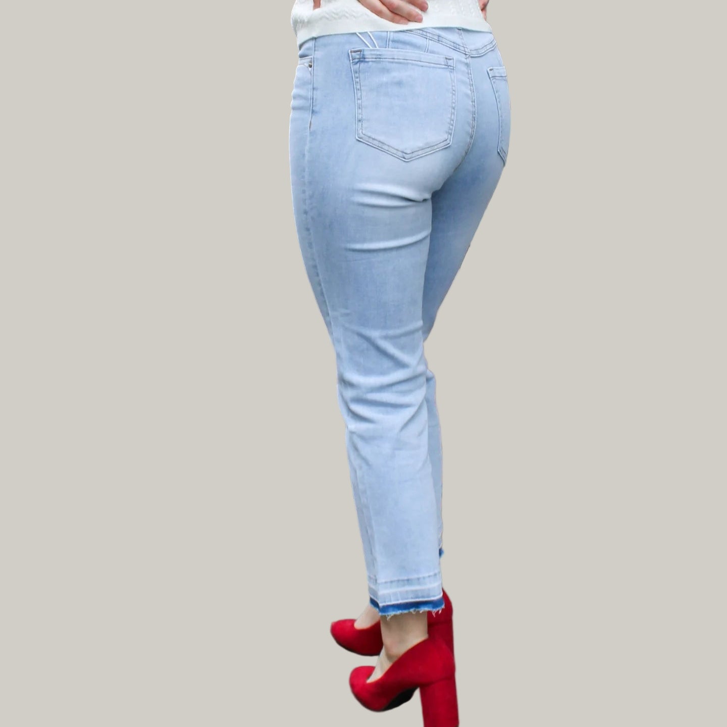 Tribal - Sophia Curvy Flare Crop Jeans