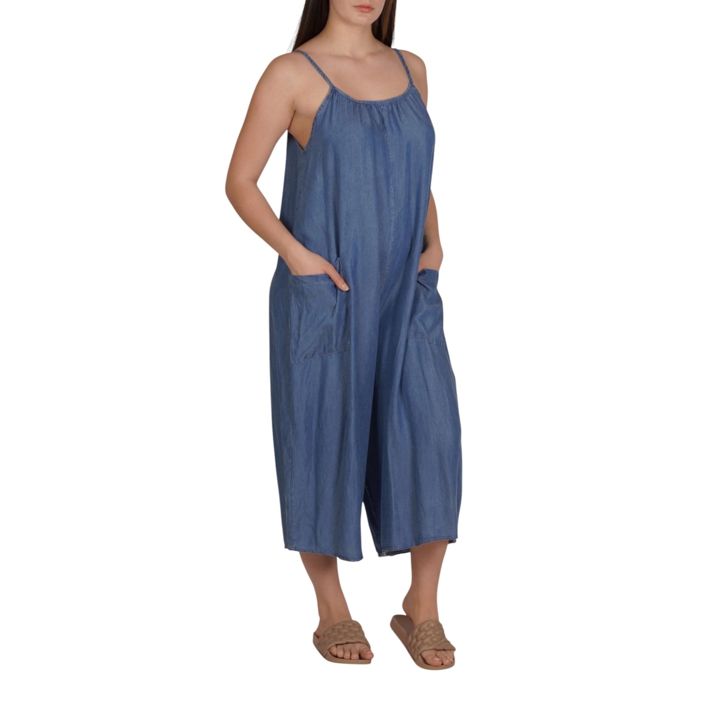 Angela Mara - Sleeveless Wide-Leg Jumpsuit