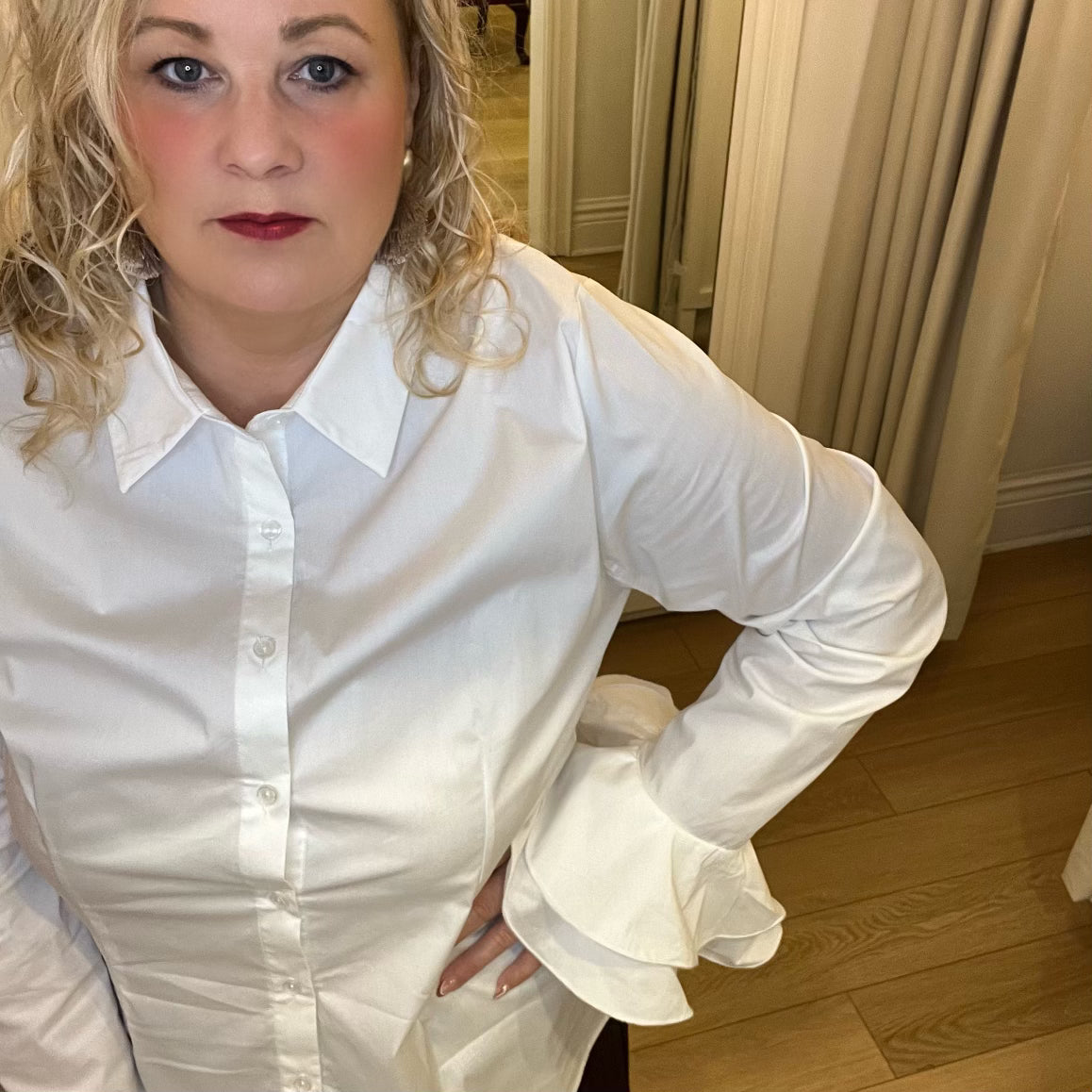 Ravel - Blouse With Ruffle Sleeve Detail