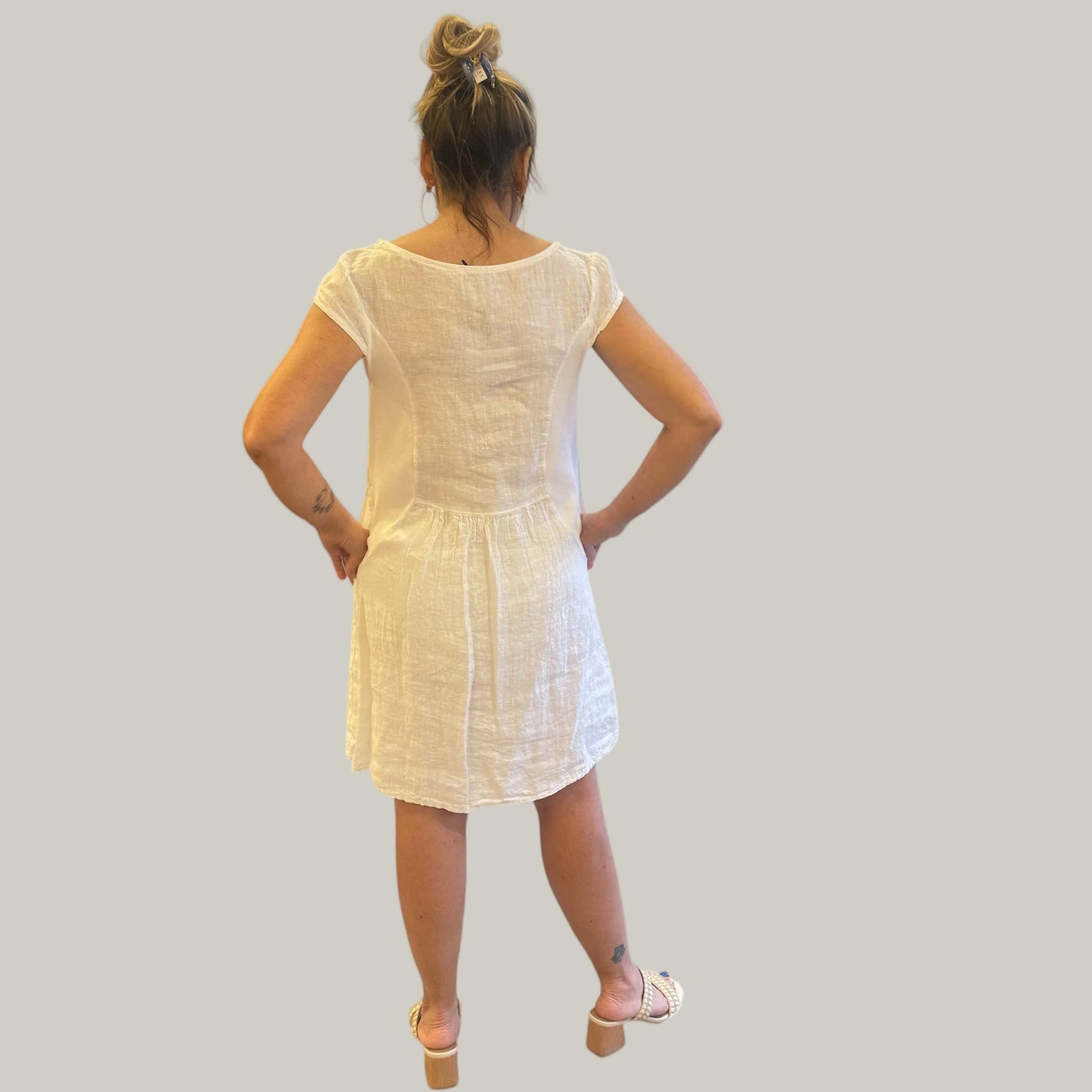 Angela Mara - Linen V-Neck Dress