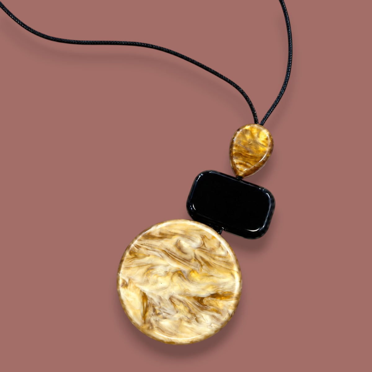 Red Coral - Marbled Statement Necklace