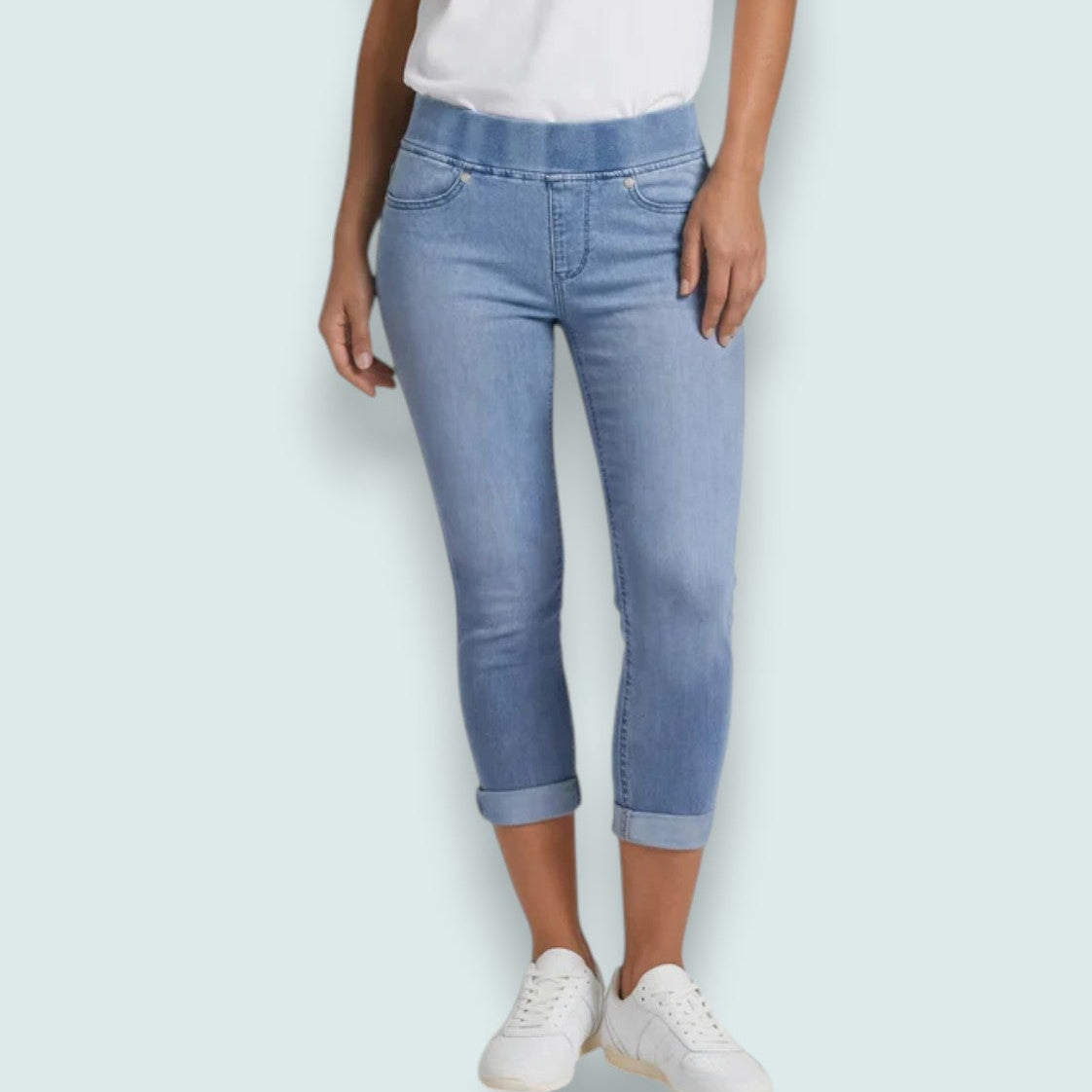 Carreli - Bleach Wash Pull-On Denim Capri