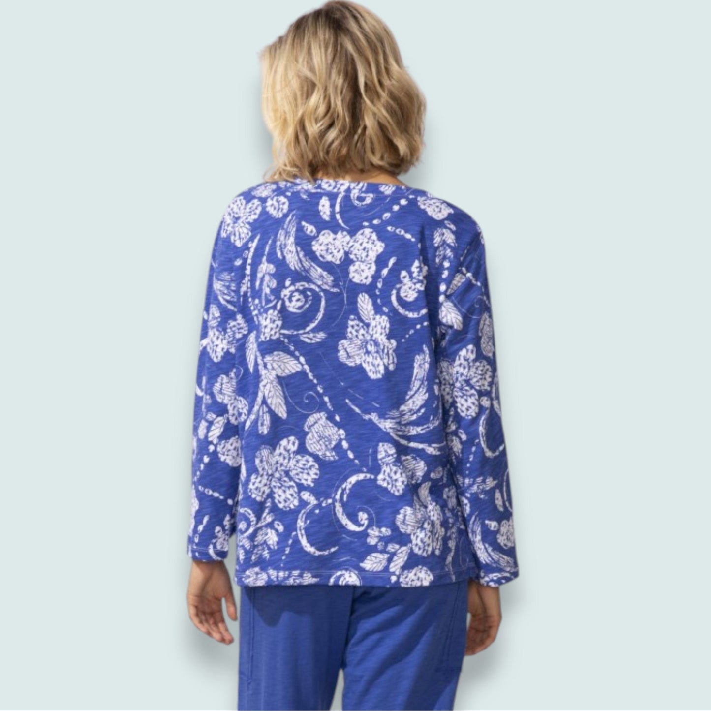 Escape - Bloom V-Neck Top