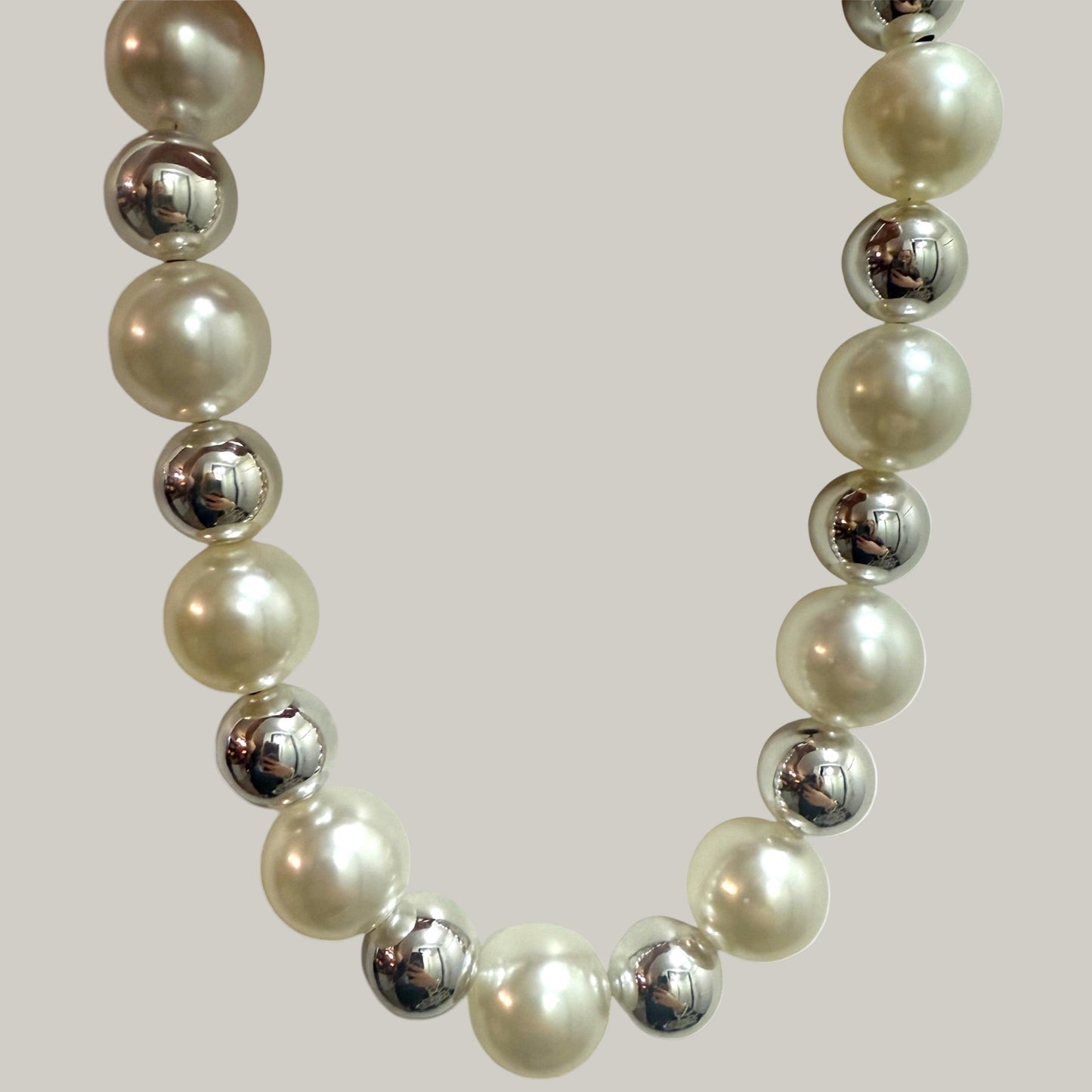 Audrey's - Mixed Sized Pearl Necklace