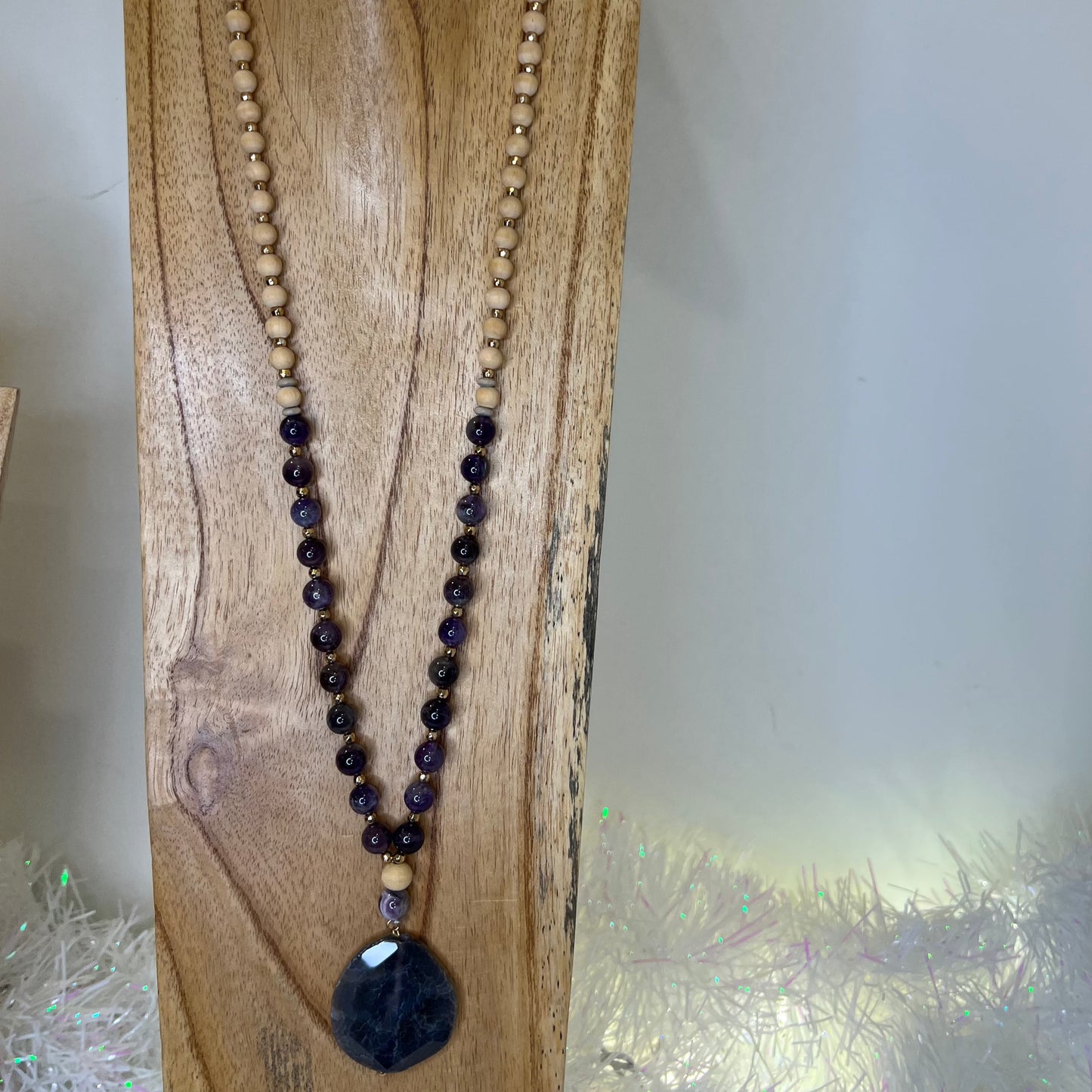 Merx - Wooden and Beaded Necklace
