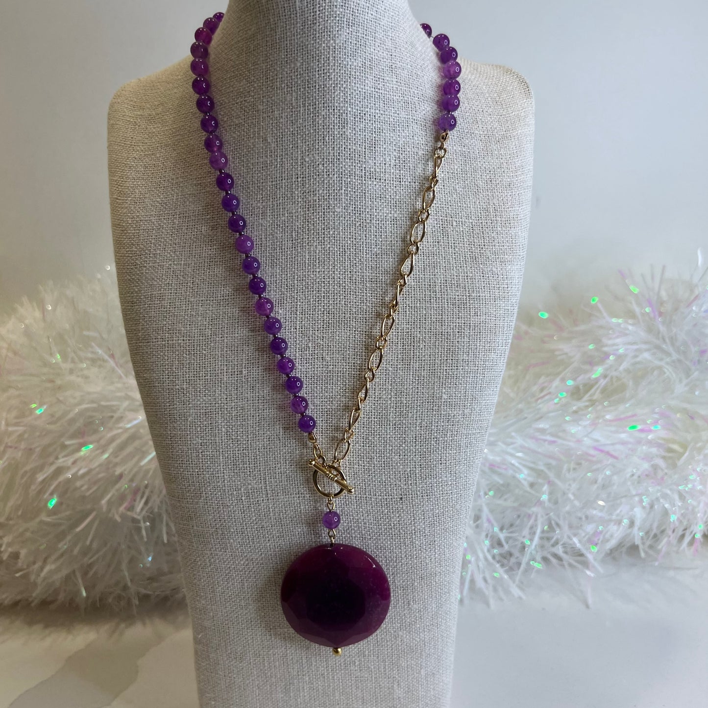 Merx - Rounded Stone Pendant Necklace