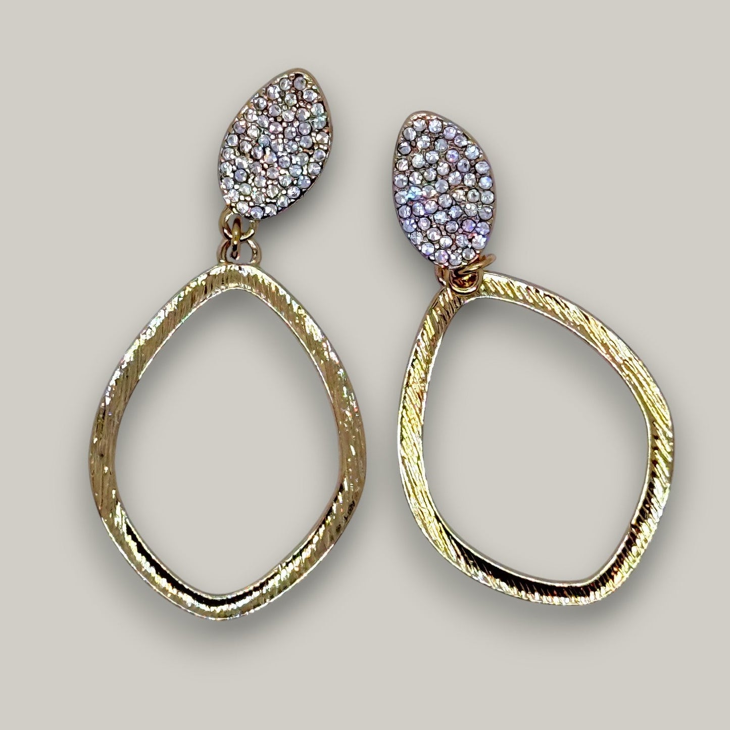 EL-KA - Shimmer Loop Earrings