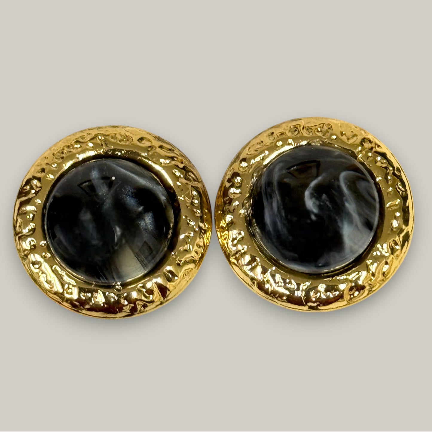 Audrey's - Aurelia Halo Studs