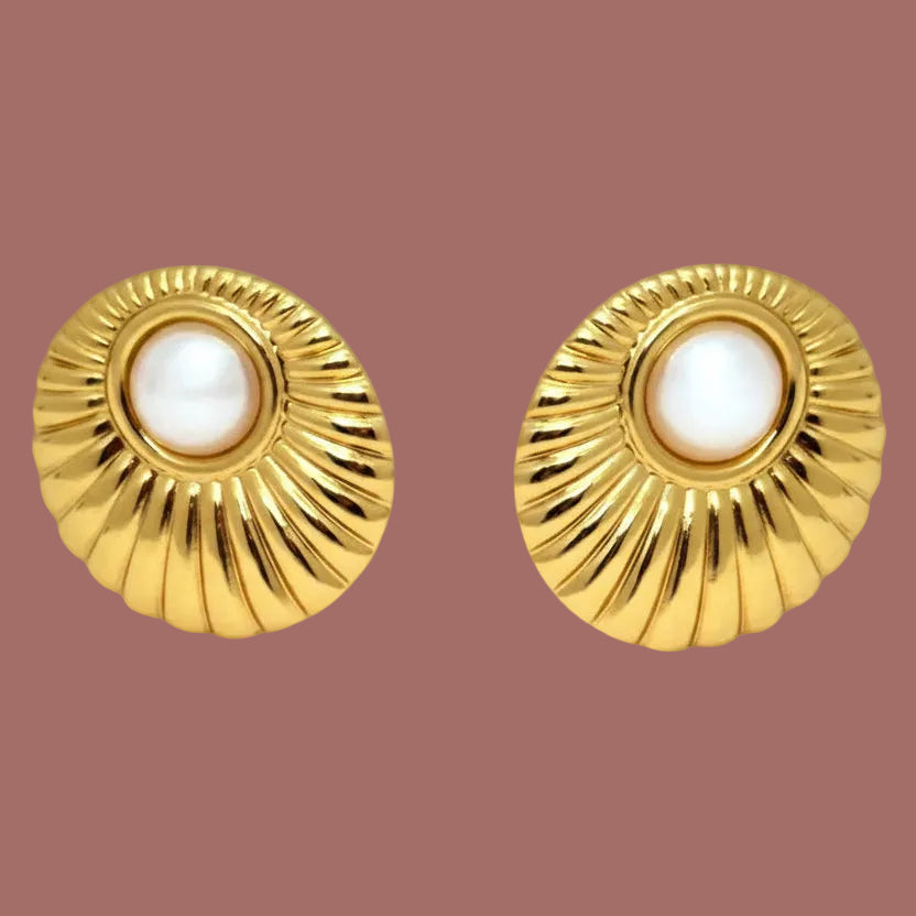 Audrey's - Pearl Soleil Studs