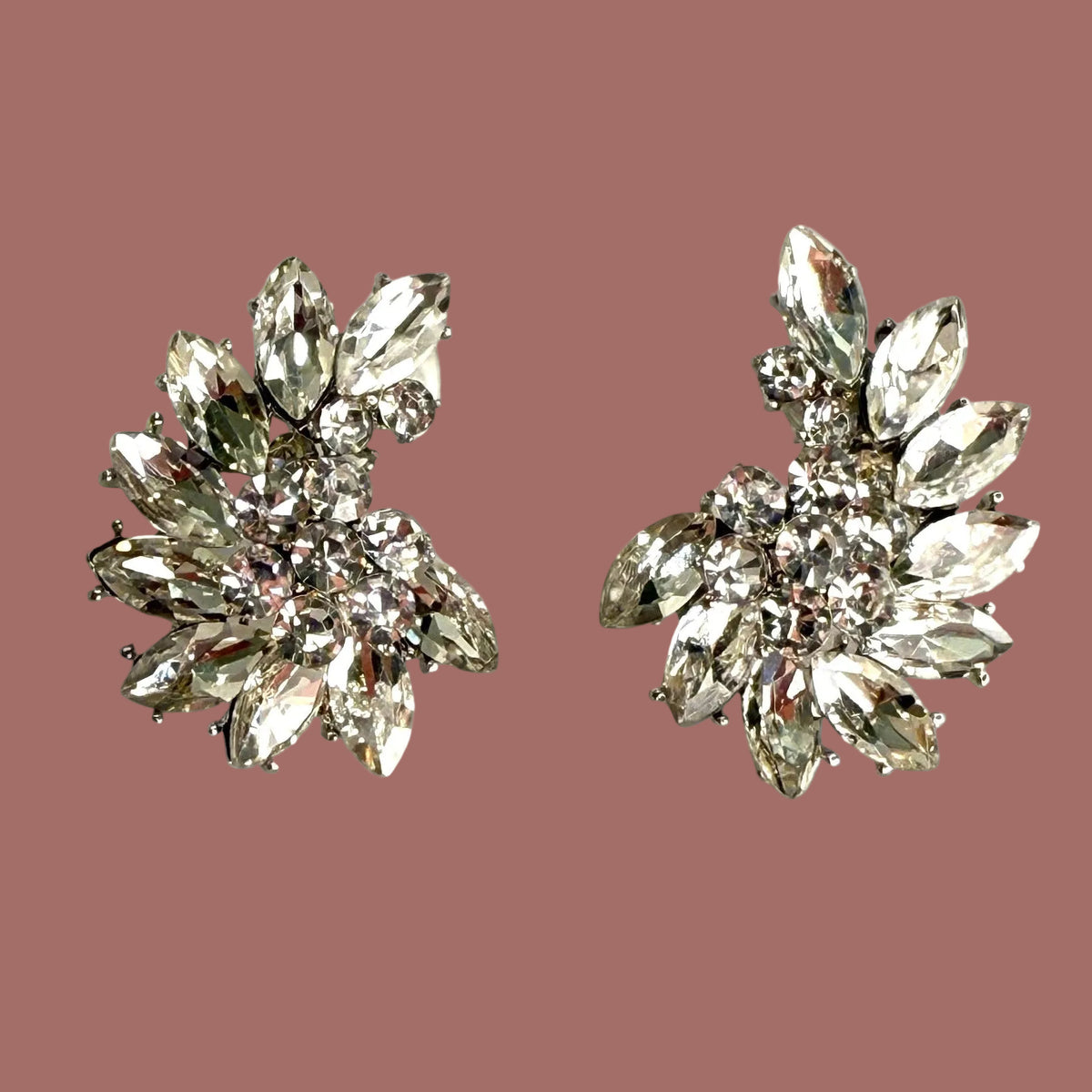 EL-KA - Sparkling Bloom Stud Earrings