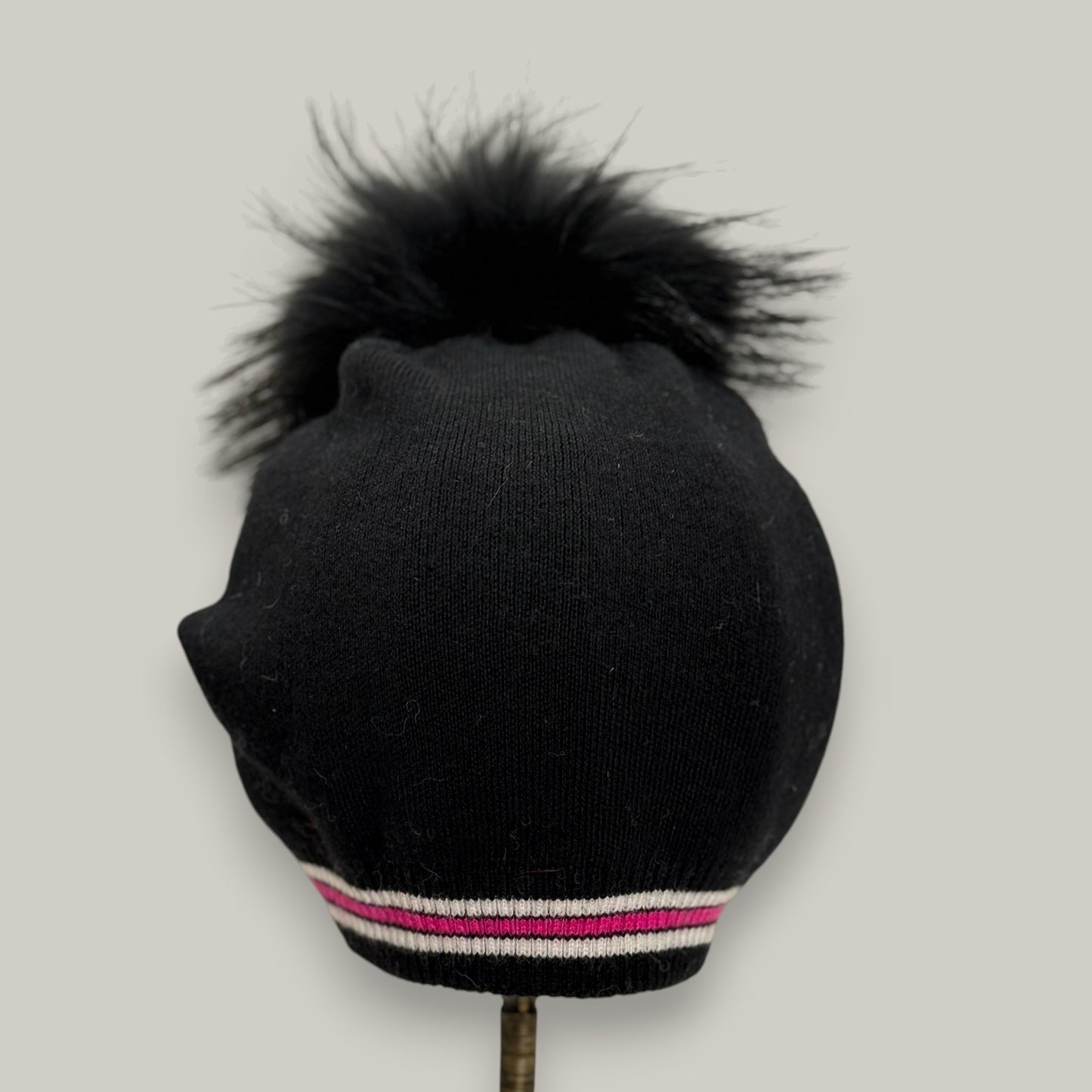 Audrey's - Sporty Pom-Pom Knit Beanie