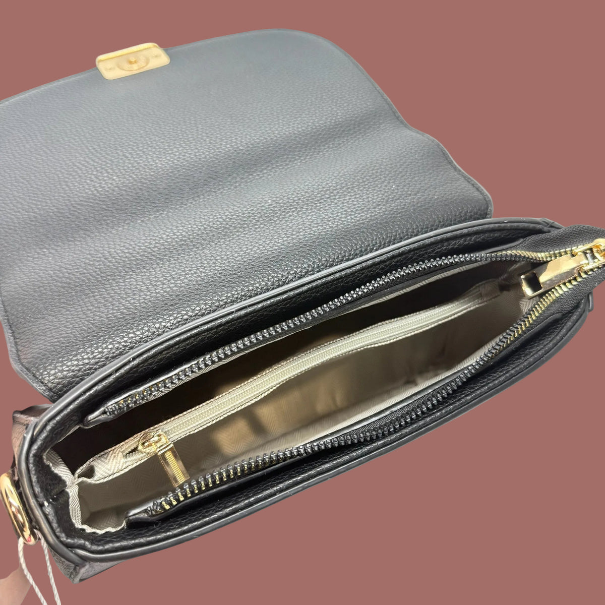 Audrey's - Textured Crossbody Purse