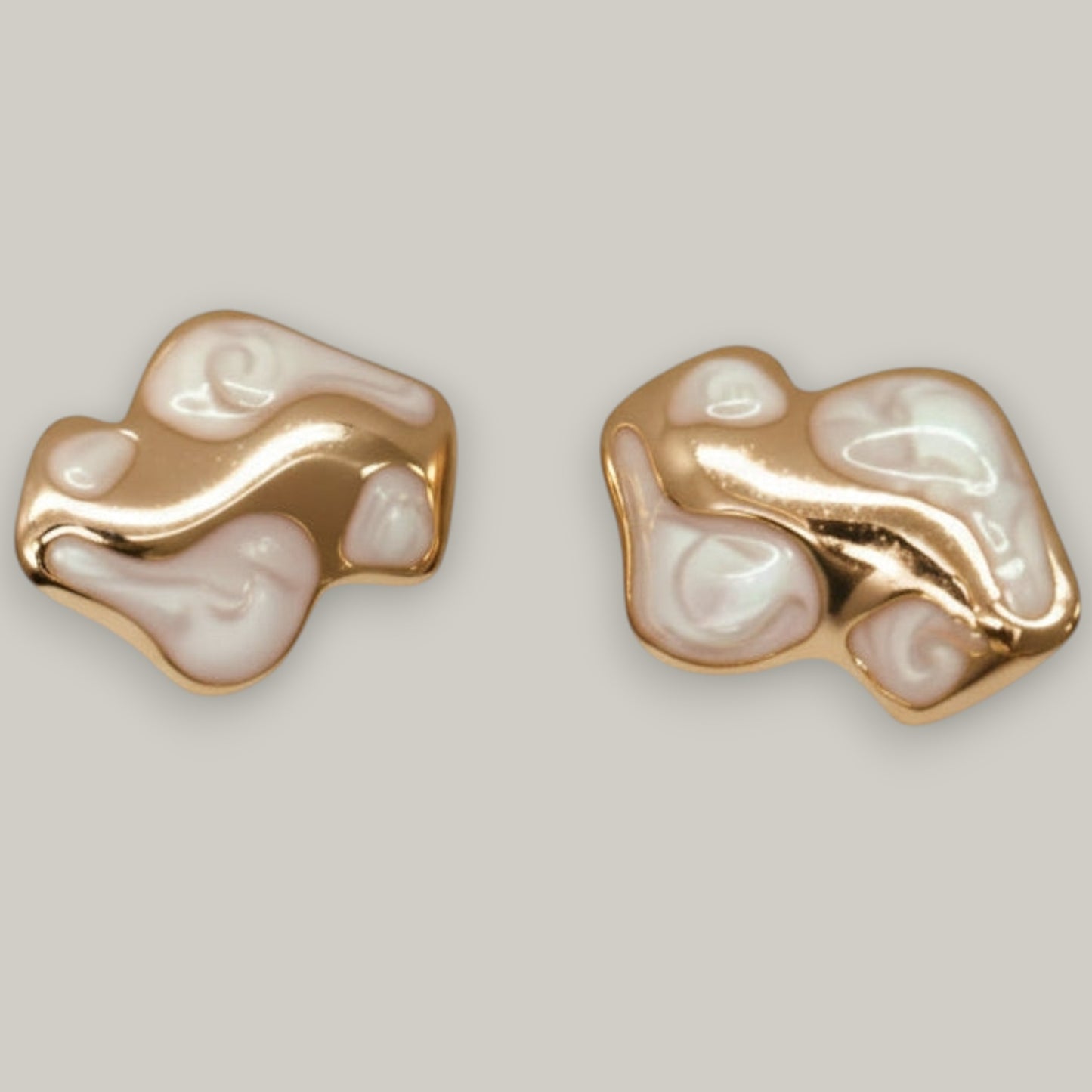 Audrey's - Contour Studs