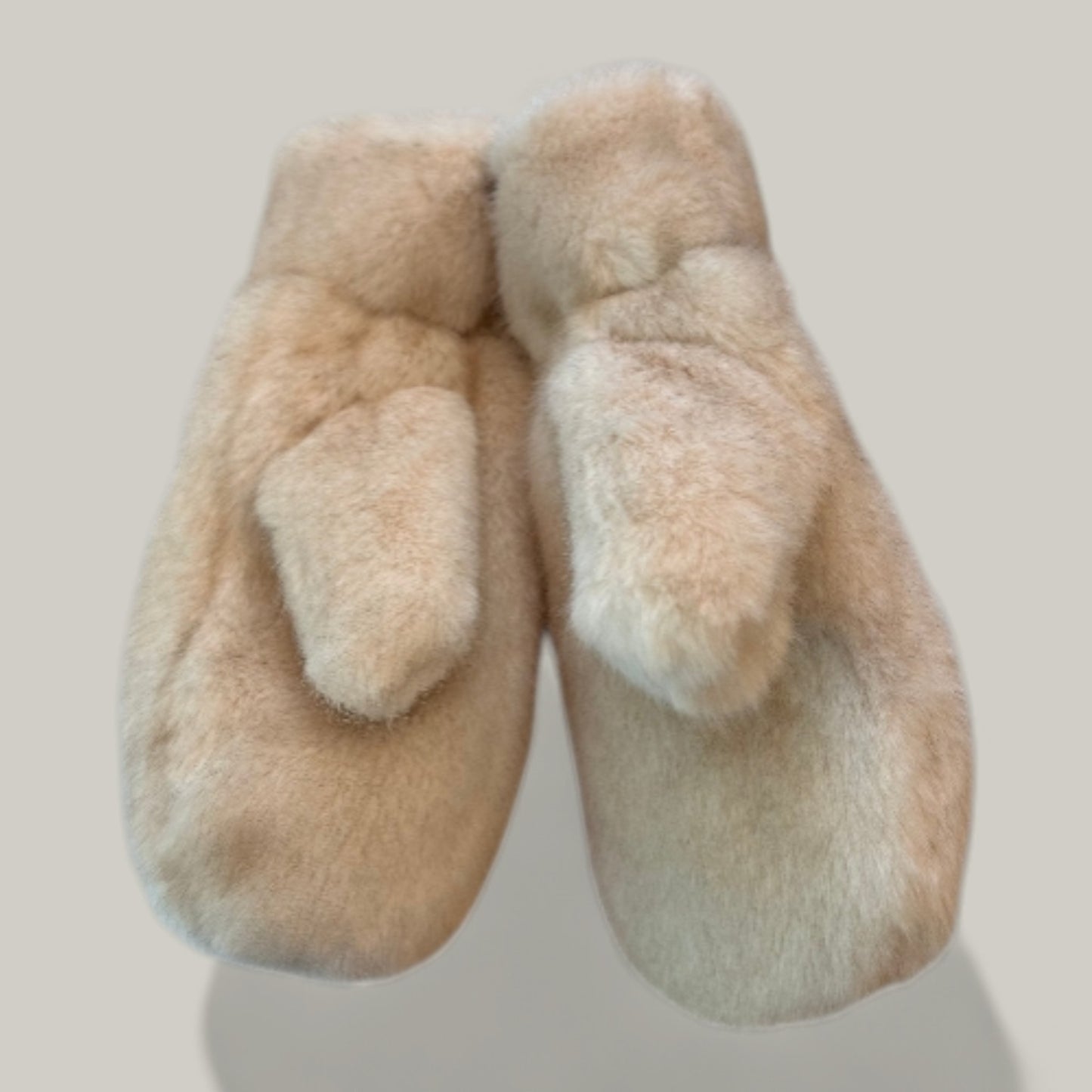 C'est Moi - Faux Fur Mittens