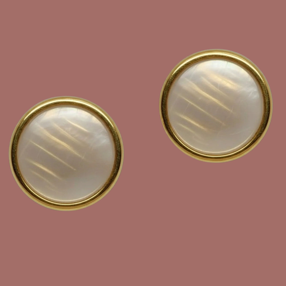 Audrey's - Luminous Halo Studs