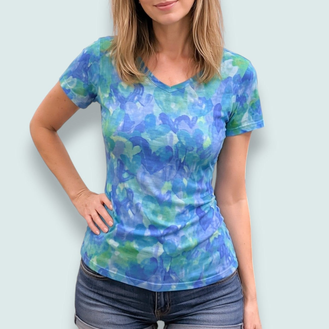 Tango Mango - Heart Print V-Neck Top