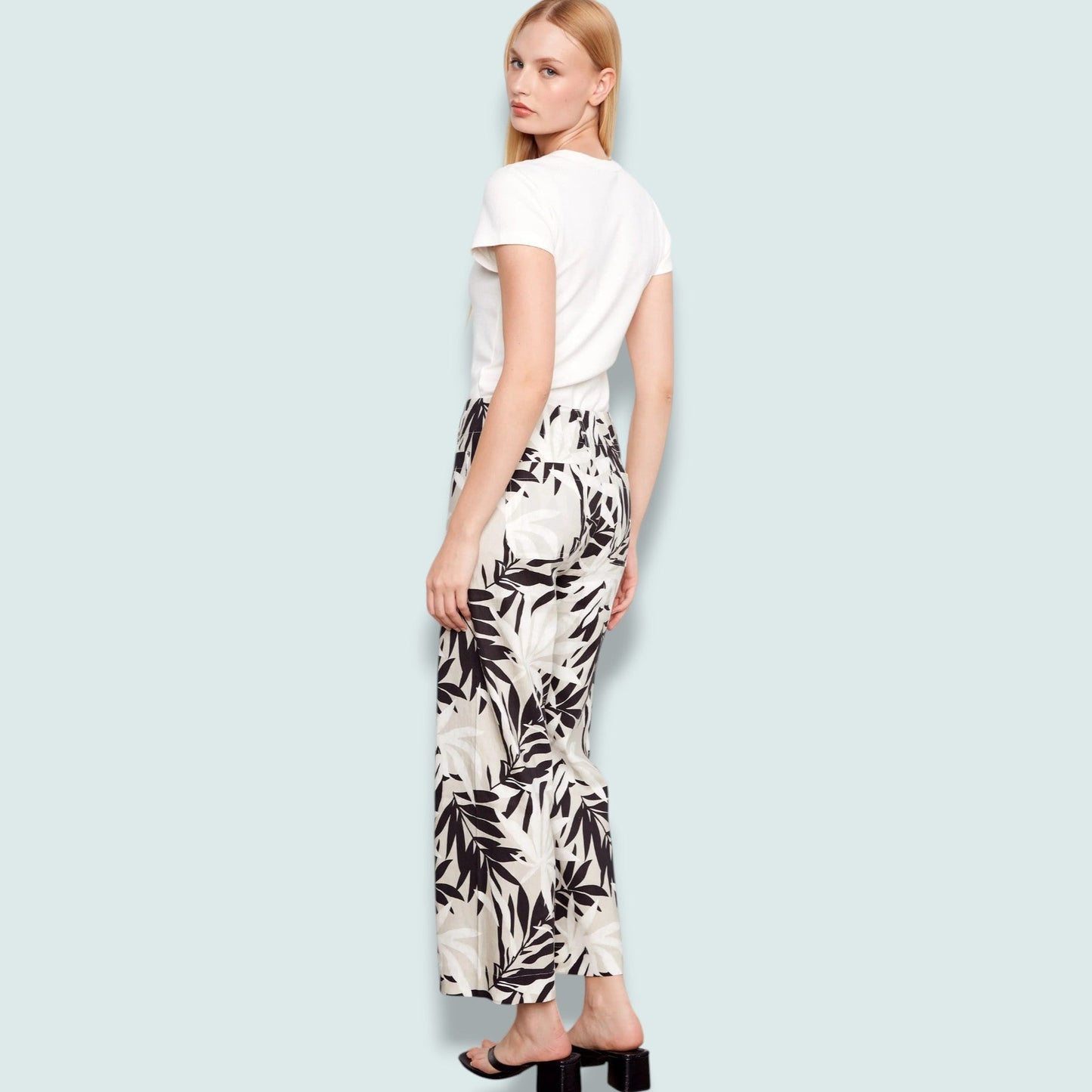 Charlie B - Printed Cropped Linen Blend Pants