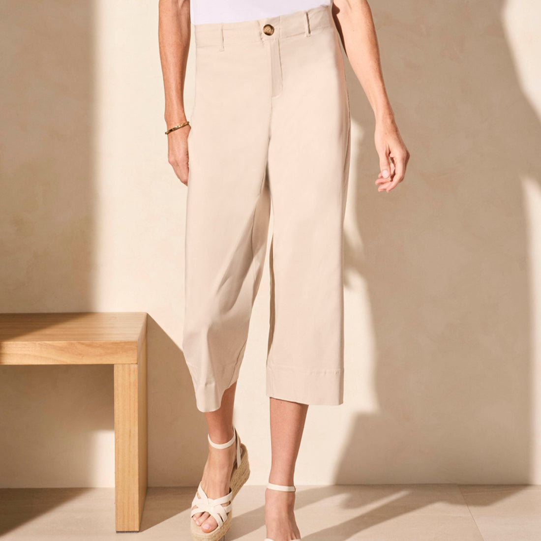 Tribal - Flowy High-Rise Twill Capri Pant