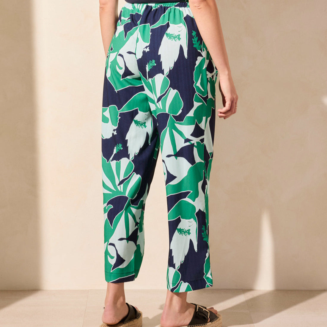 Tribal - Foliage Print Wide Leg Pull-On Ankle Pant