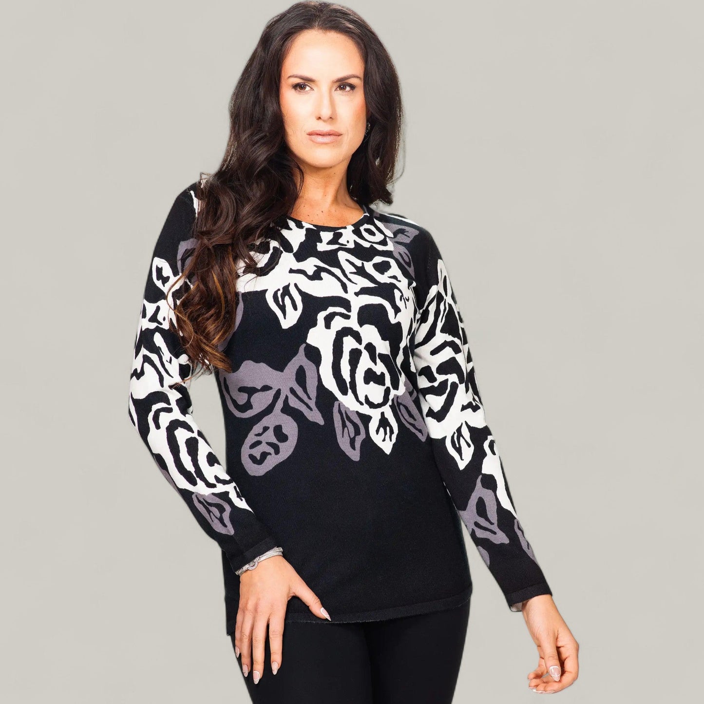 Minkas - Lightweight Patterned Top