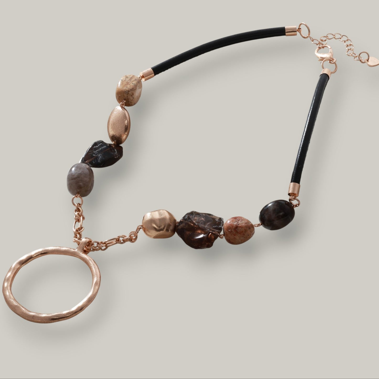 Merx - Hammered Pendent Necklace