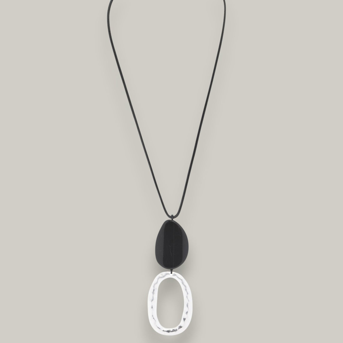Merx - Black Rope Hammered Pendant