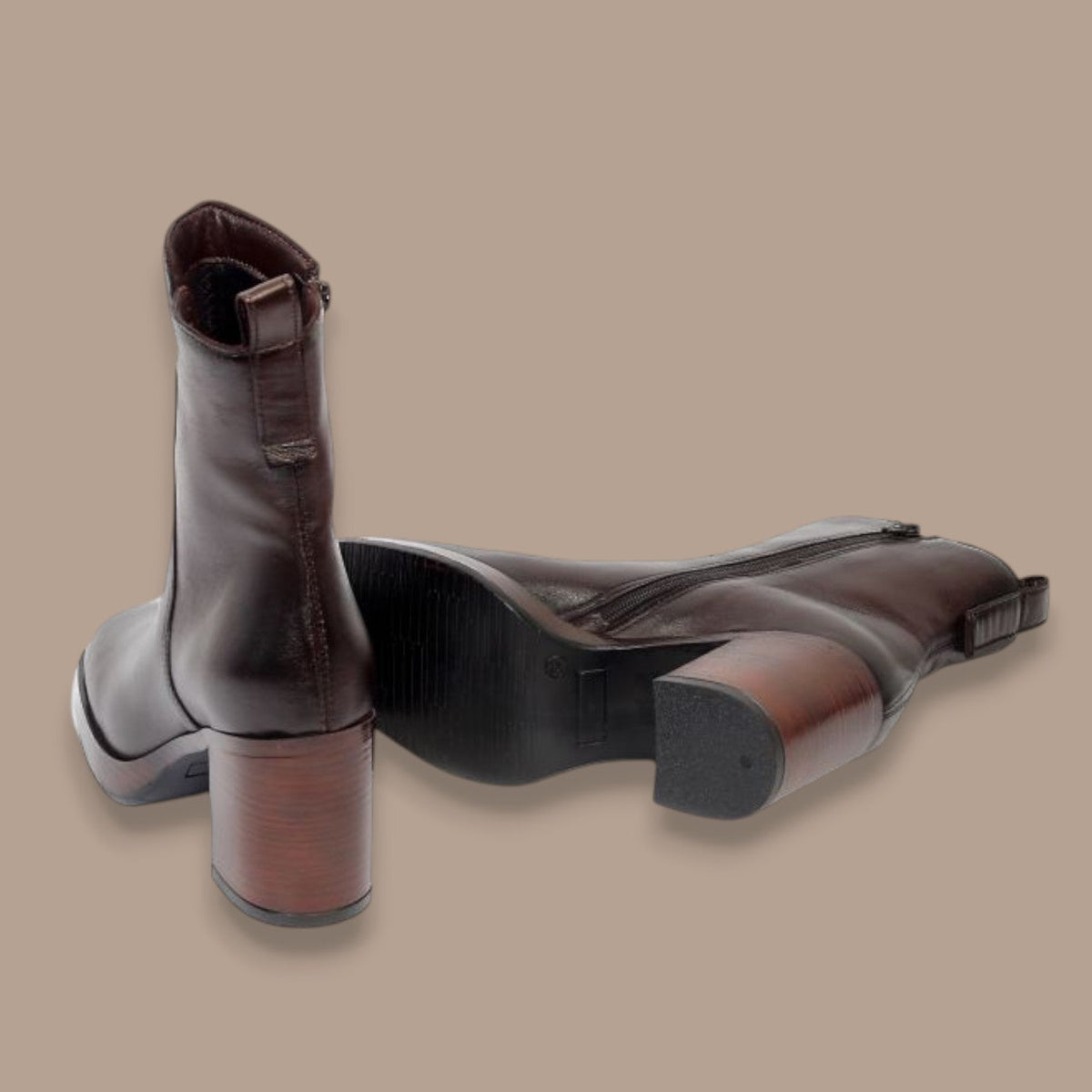 MJUS - Leather Platform Ankle Boot