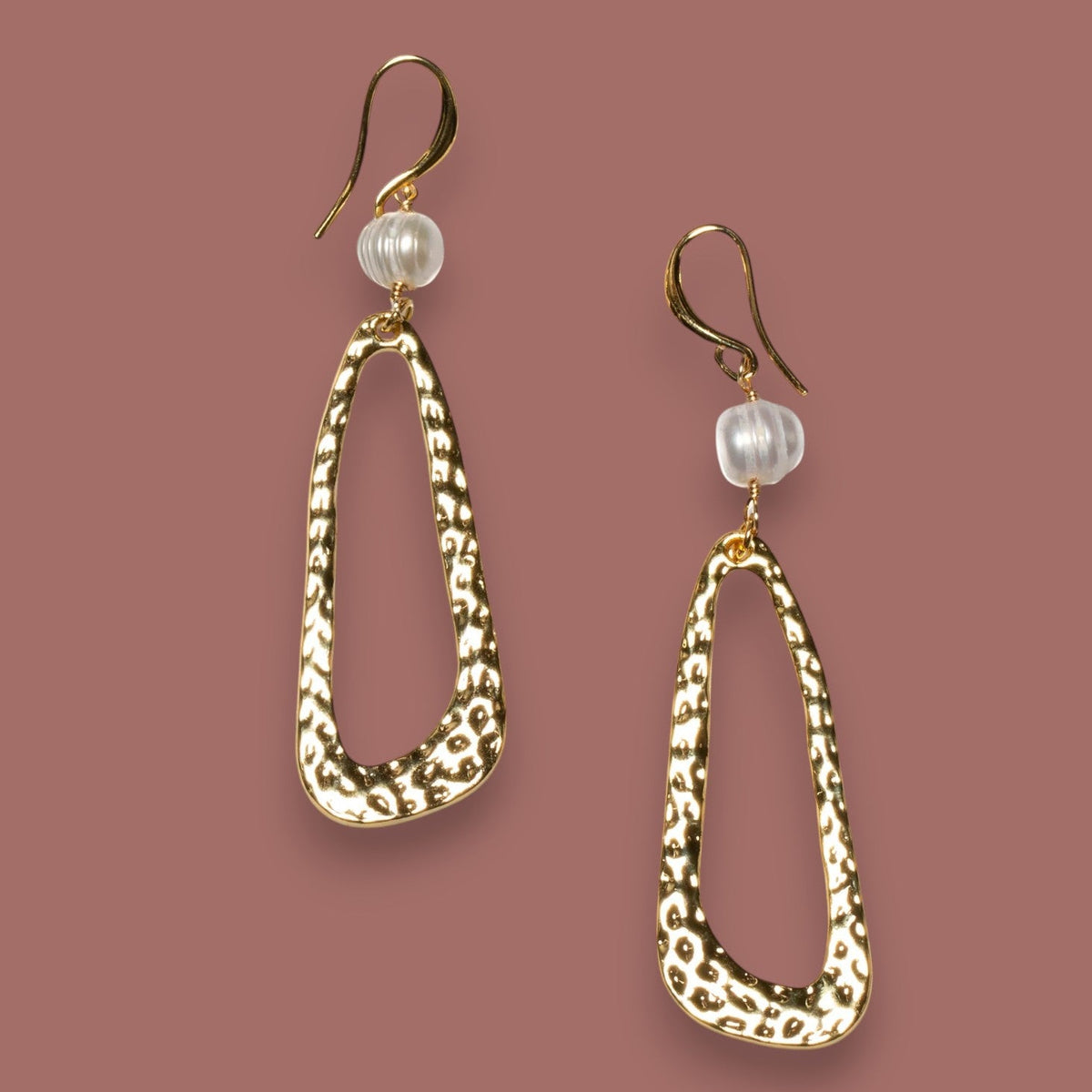 Suzie Blue - Hammered Oval Earrings With Pearl