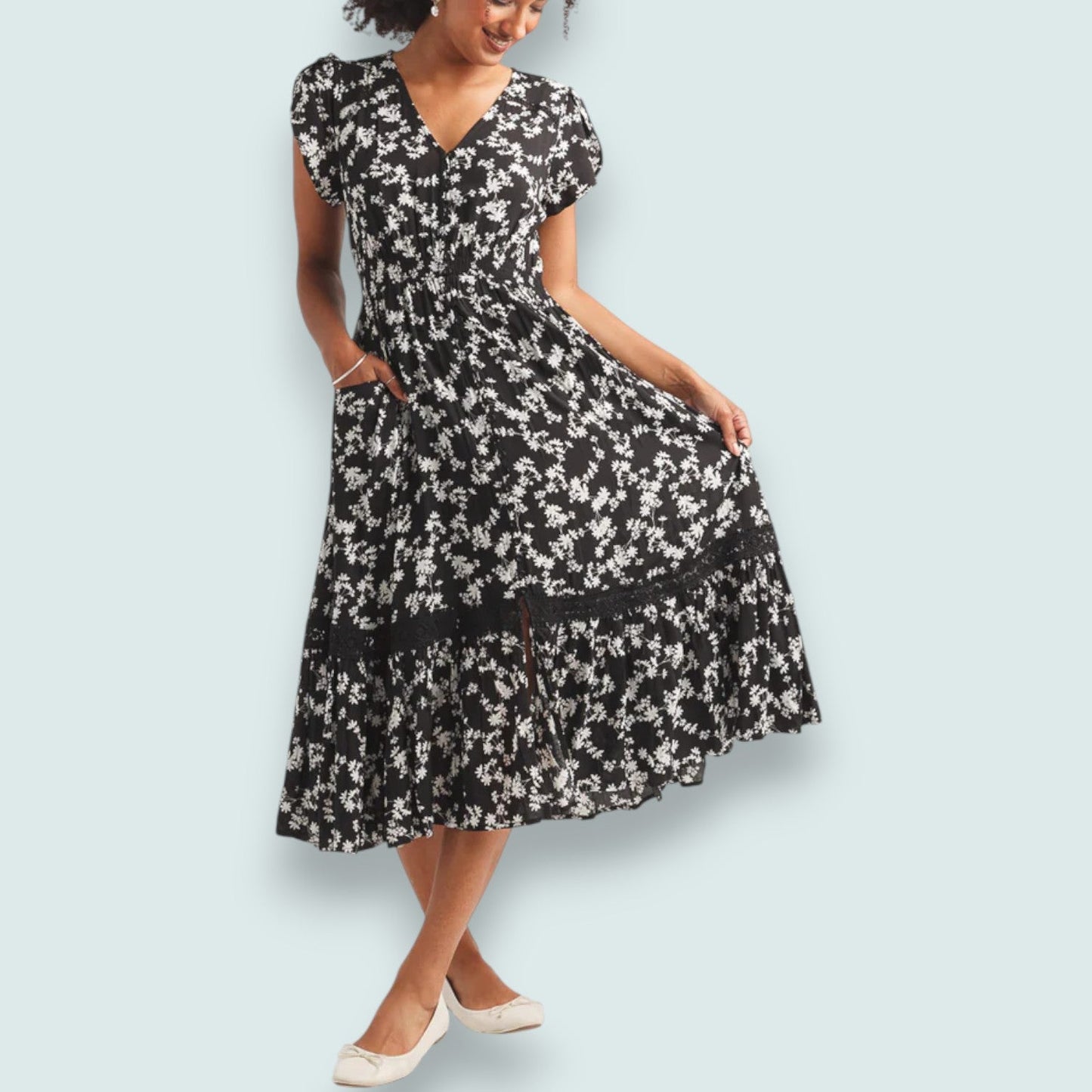 Papillon - Noir Fleur Flutter Sleeve Midi Dress