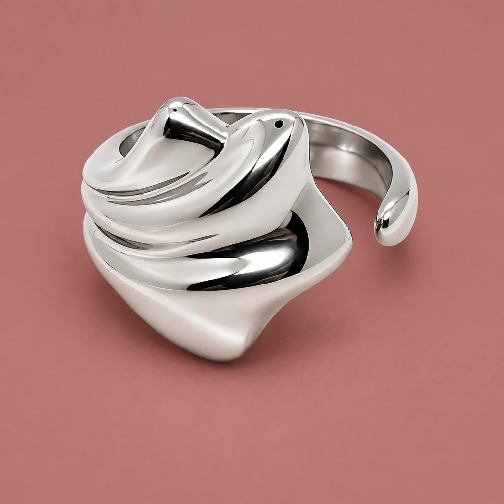 Mia - Windy Ring