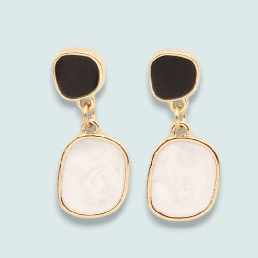 Caracol - Black & Pearl Contrast Drop Earrings