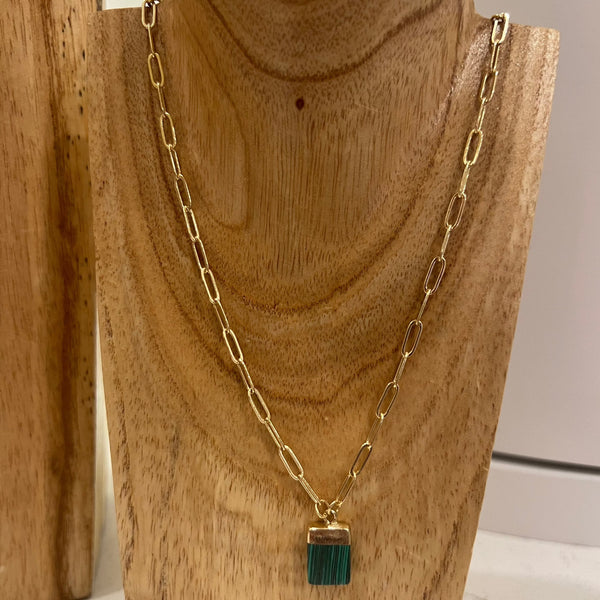 Biwa - Gold Necklace With Green Charm