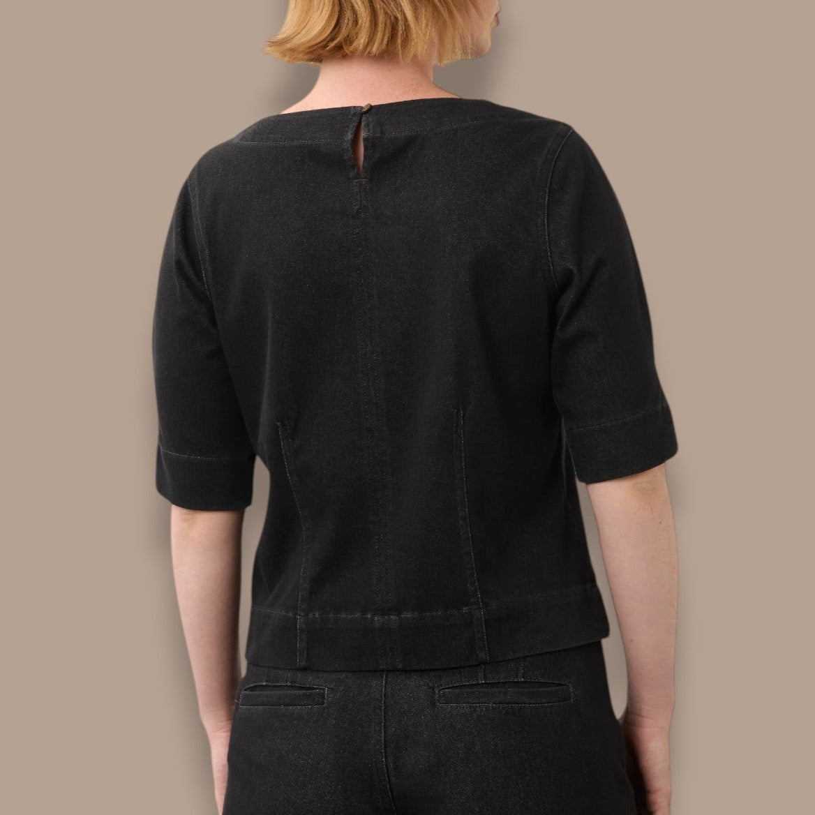 FDJ - Elbow Sleeve Seamed Knit Top