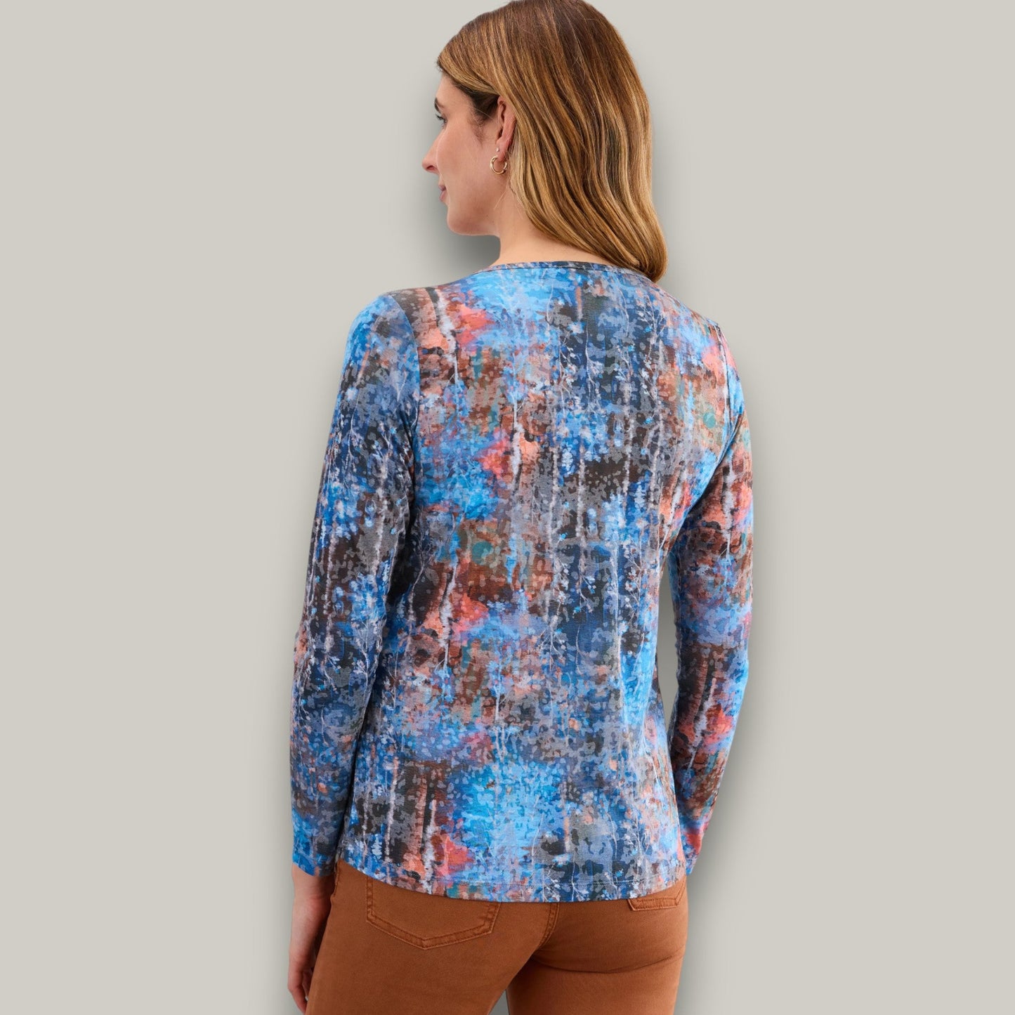 FDJ - Abstract V-Neck Top