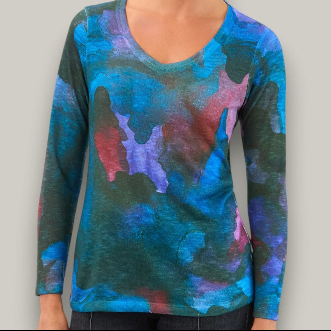FDJ - Midnight Bloom Long-Sleeve V-Neck Top