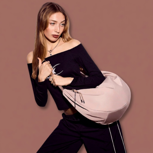 Skyla - Chloe Crossbody Moon-Bag