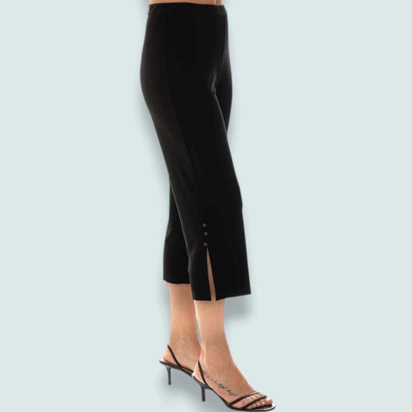 Bali- Capris With Button Detail