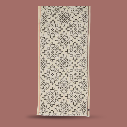 Fraas - Paisley Border Lightweight Scarf