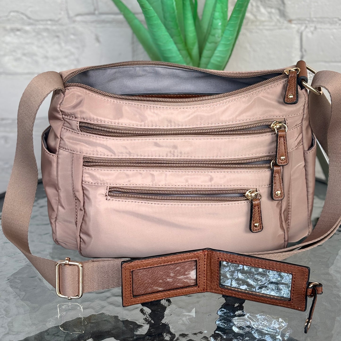 La Diva - Crossbody Nylon Purse