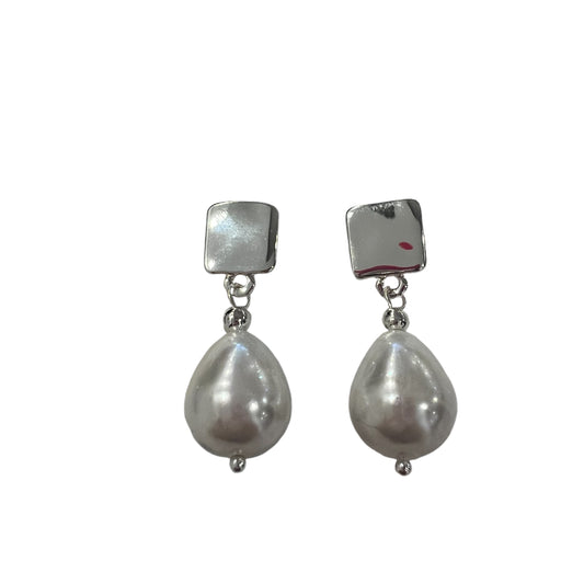 Merx - Square Studs with Dangle Pearls