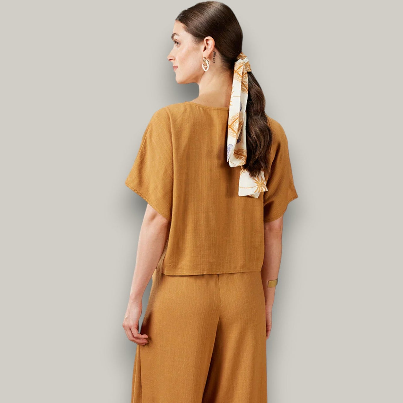 Tribal - Ruched V-Neck Crop Top