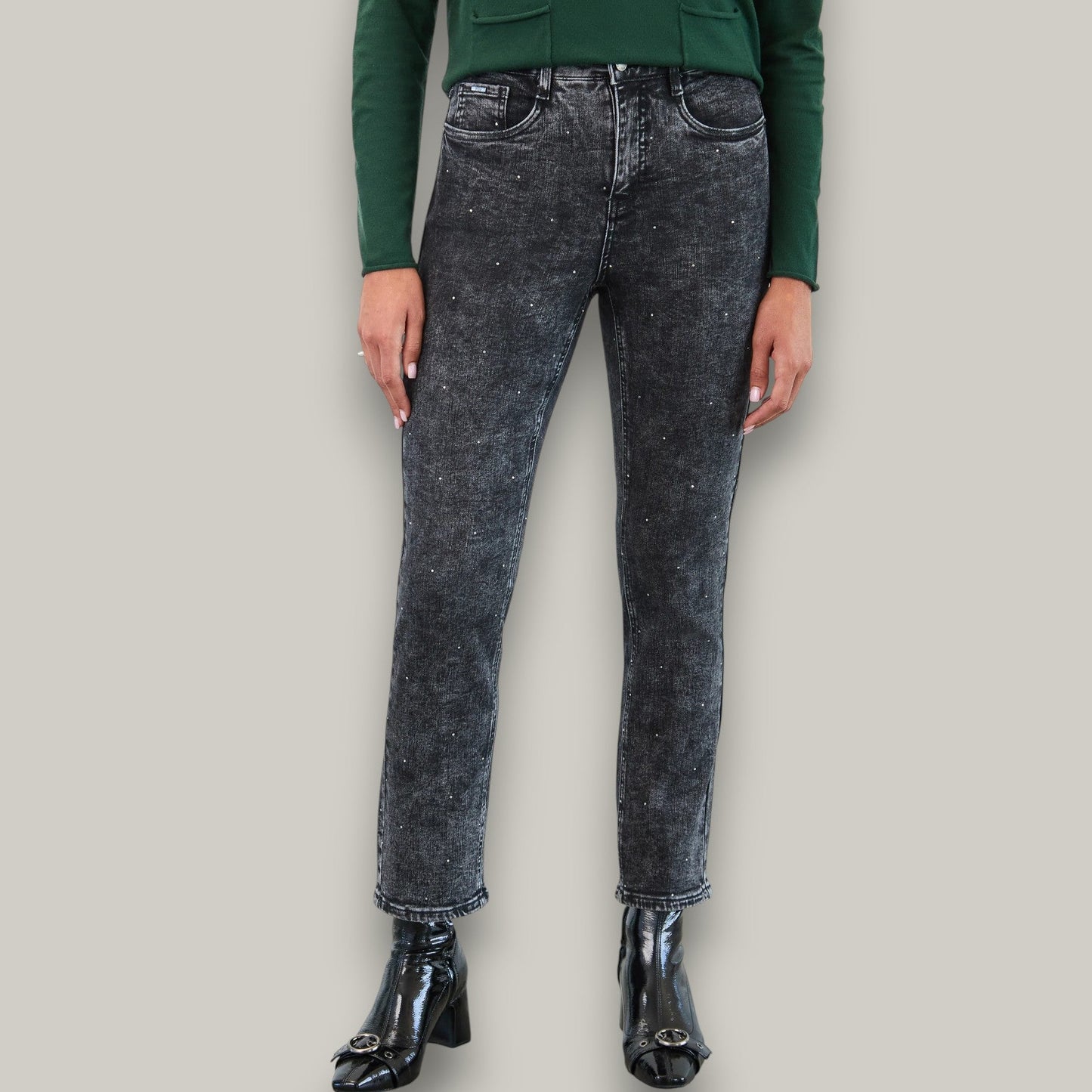 FDJ - Suzanne Rhinestone Straight Ankle Denim